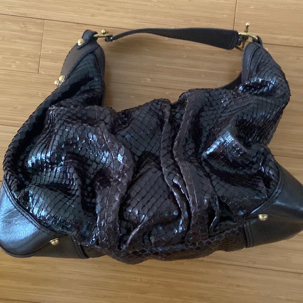 Gucci Hobs Python (Very Good Condition) - Picture 4 of 5